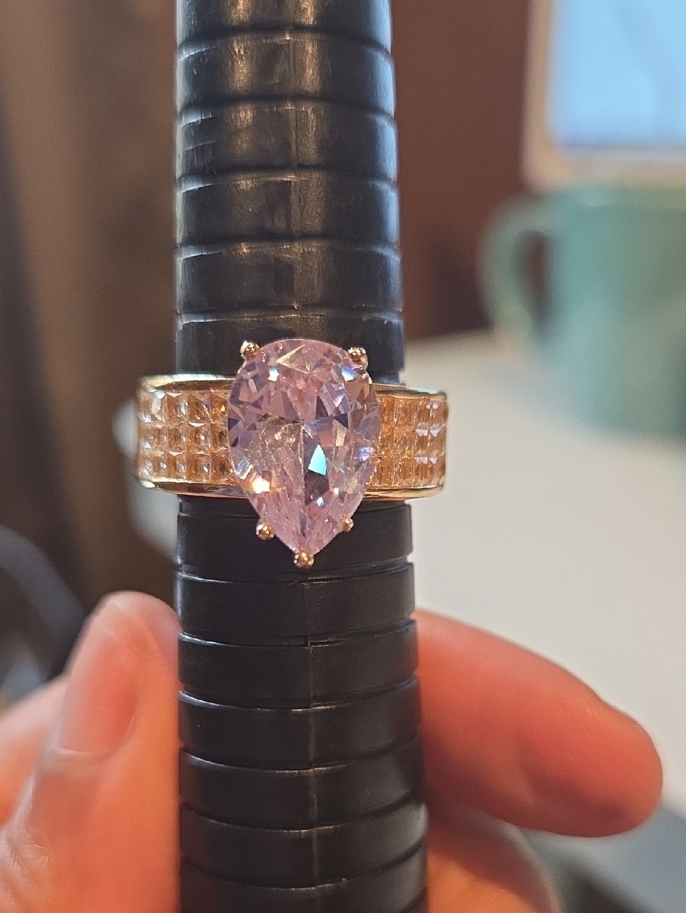 Gold-Plated Ring with Pear-Shaped Light Purple Stone